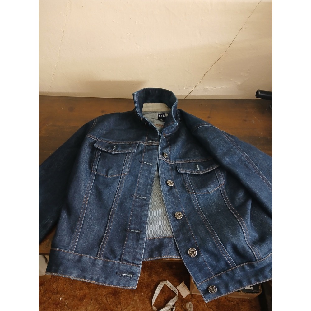 GAP Women Denim Jacket Blue Classic Trucker Style Size Medium